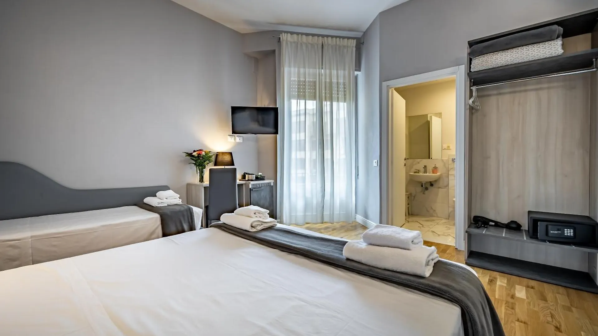 Residenza24 Bed & Breakfast Florence