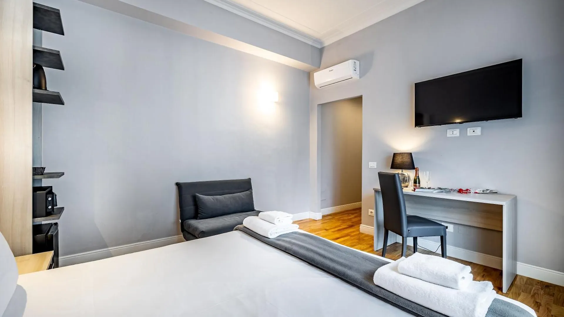 לינה וארוחת בוקר פירנצה Residenza24 איטליה